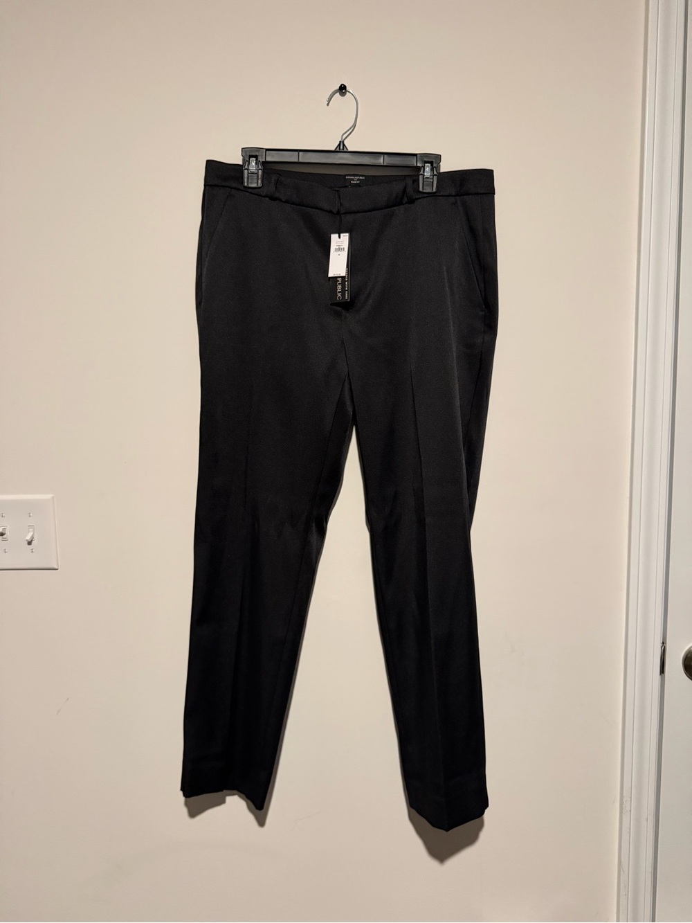 Women’s Banana‎ Republic Black Satin Dress Pants - Ryan Fit - 12